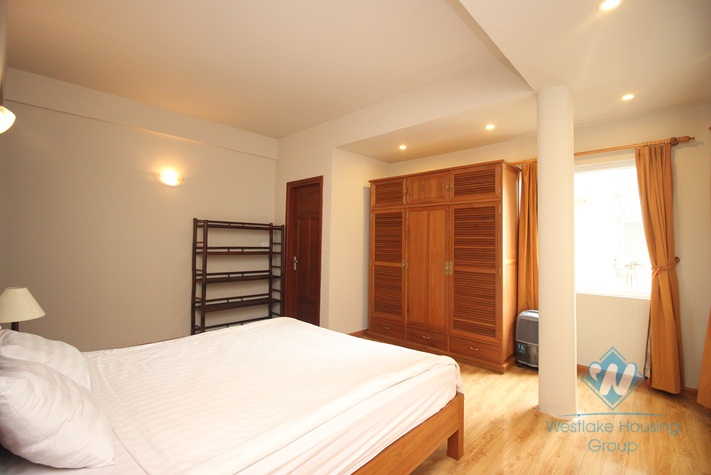 Beautiful apartment on the lake for lease in Tay Ho Hanoi